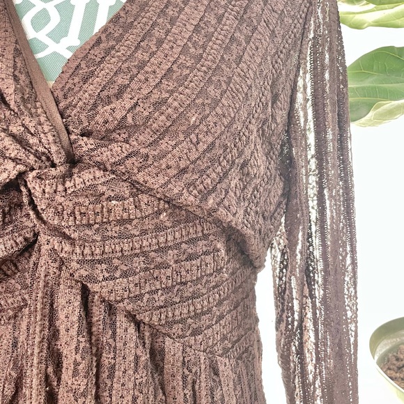 Bandolino Black Lace V Neck Top - Picture 10 of 13